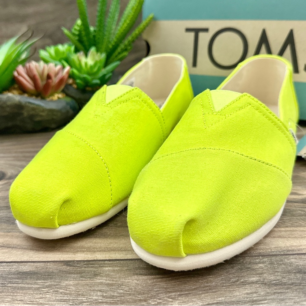 NIB Toms Alpargata Vivid Canvas Slip On Flats Loafers Neon Yellow 8.5 39 - Picture 4 of 12